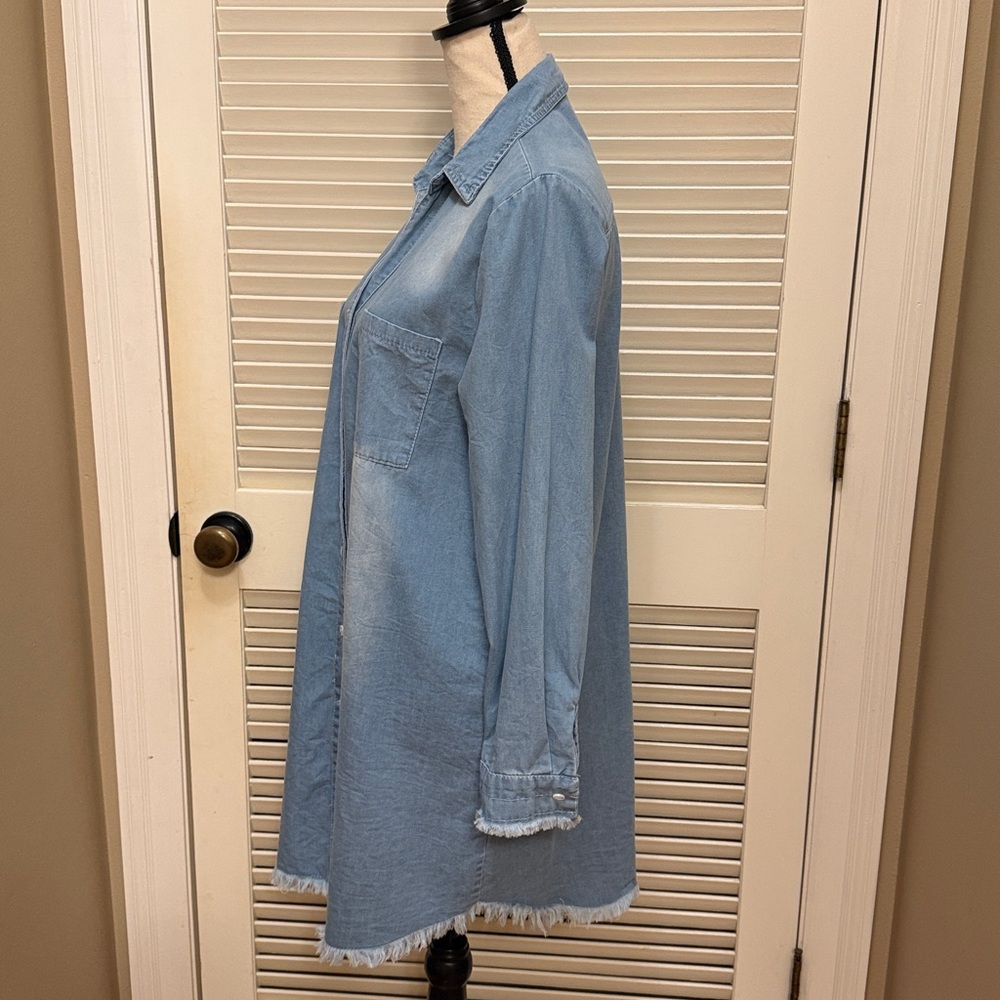 Zilcremo Denim Shirt Dress in Light Wash, Size Large, EUC - Picture 12 of 17